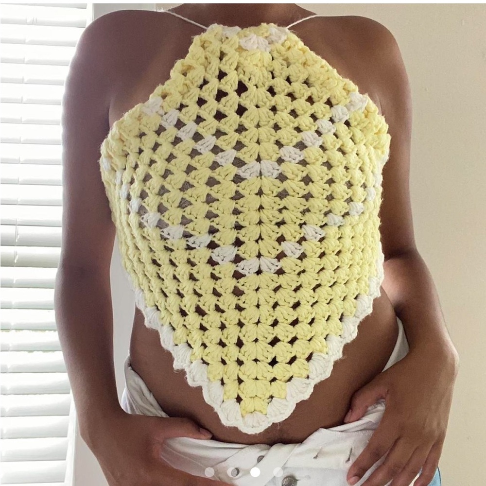 🌸 Yellow & White Reworked Crochet Top - Picture 2 of 4